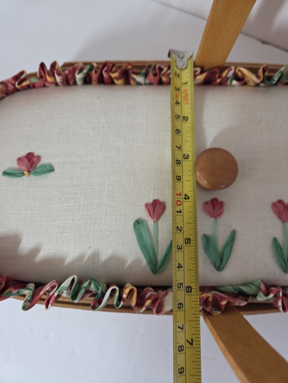 Longaberger May Series Tulip Basket 1995 With Heart Of Dresden Lid And Liner - Picture 2 of 7